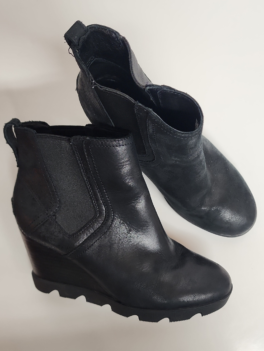 Sorel Joan Uptown Women’s Black Leather Wedge Chelsea Ankle Boots Size 8.5